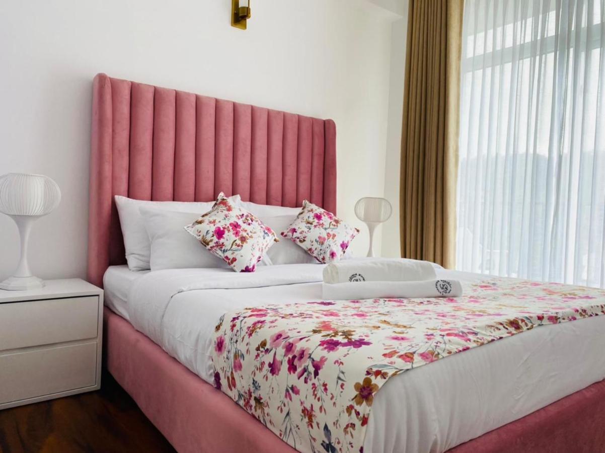 Grand Winterberry - Lake View Luxury Residence ヌワラ・エリヤ エクステリア 写真