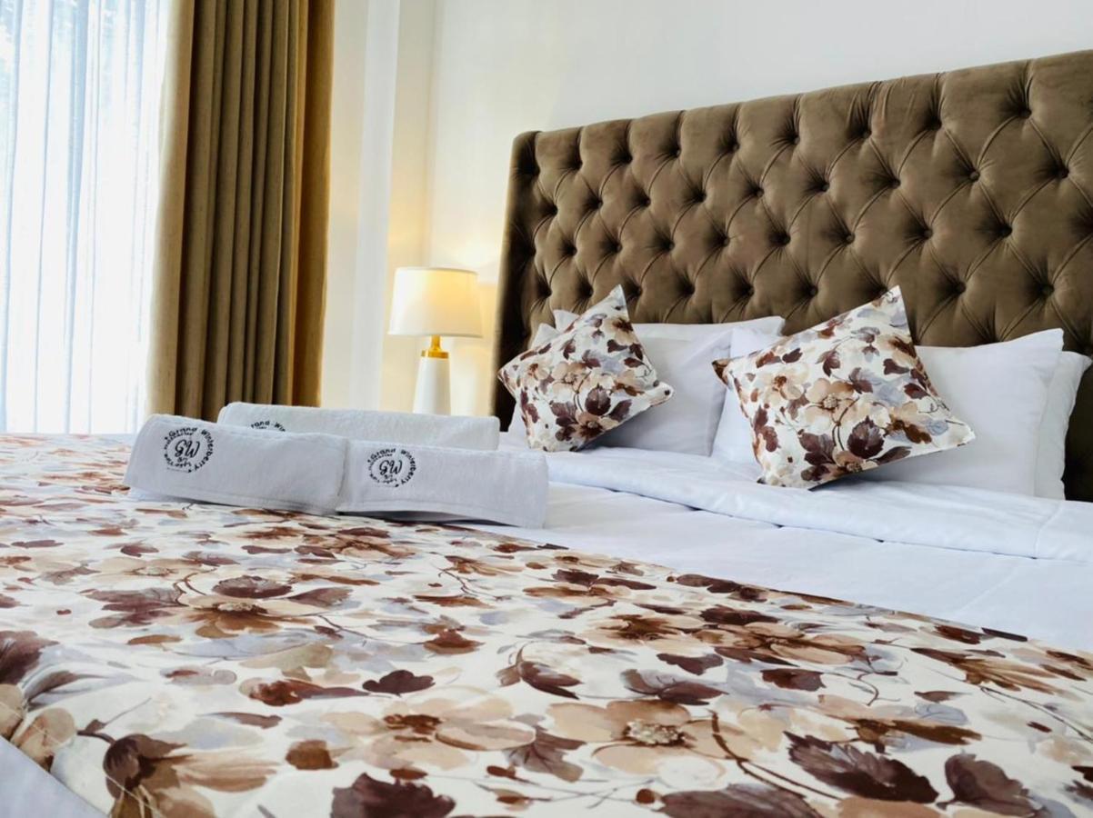 Grand Winterberry - Lake View Luxury Residence ヌワラ・エリヤ エクステリア 写真
