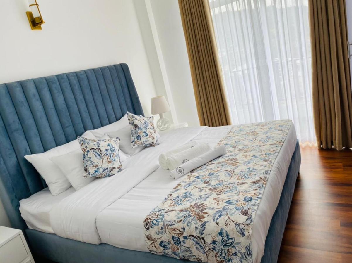 Grand Winterberry - Lake View Luxury Residence ヌワラ・エリヤ エクステリア 写真